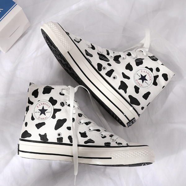 Milk Spots Hand-painted Canvas Shoes AD10195