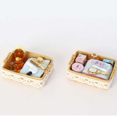 Miniature Bath and Dressing Model Toys