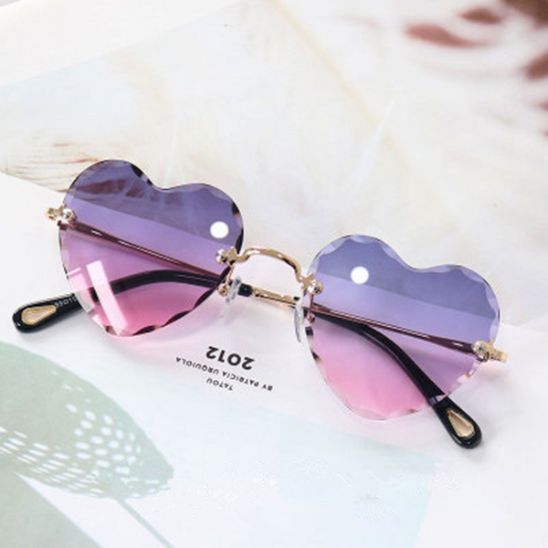 8 Colors Gradient Heart Sun Glasses AD11512