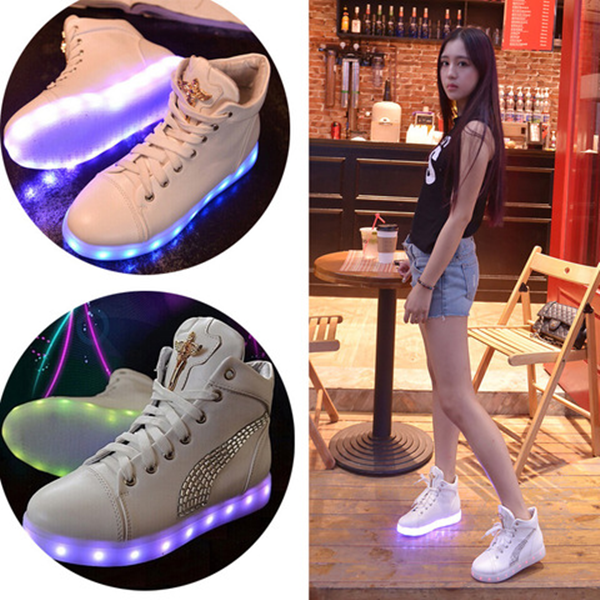 Student LED Charging Luminous High Sneaker AD10411