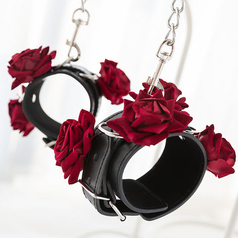 Rose Handcuffs AD11626