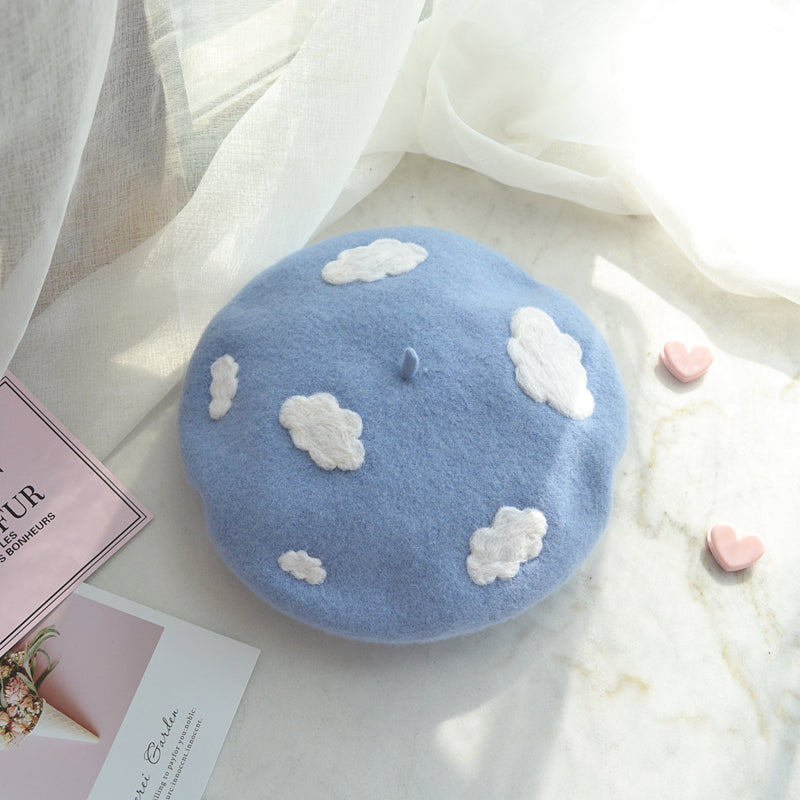 Soft White Cloud Beret AD11243