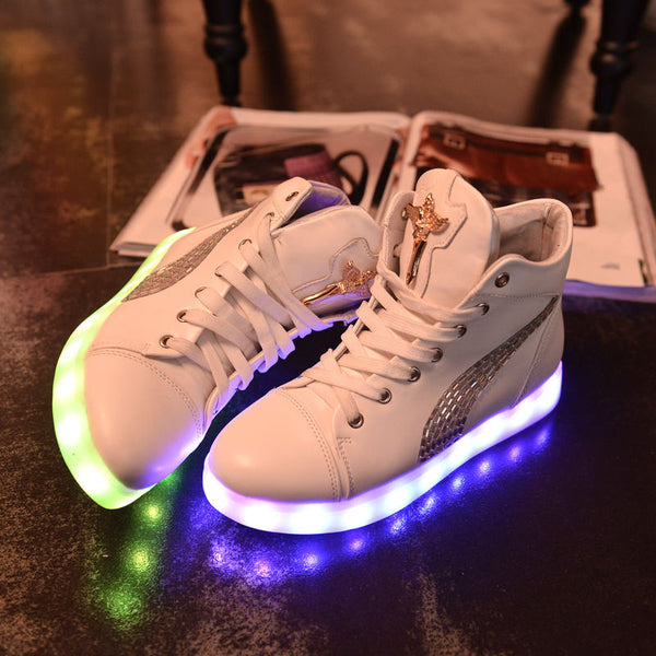 Student LED Charging Luminous High Sneaker AD10411