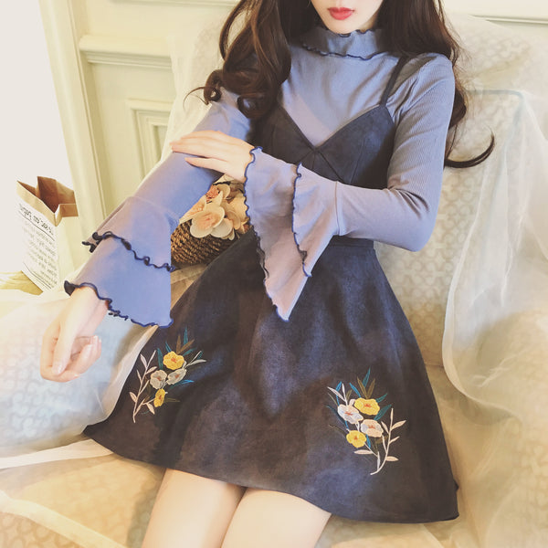 Embroidered Flower Cake Trumpet Sleeve Two-Piece Strap Dress AD10350