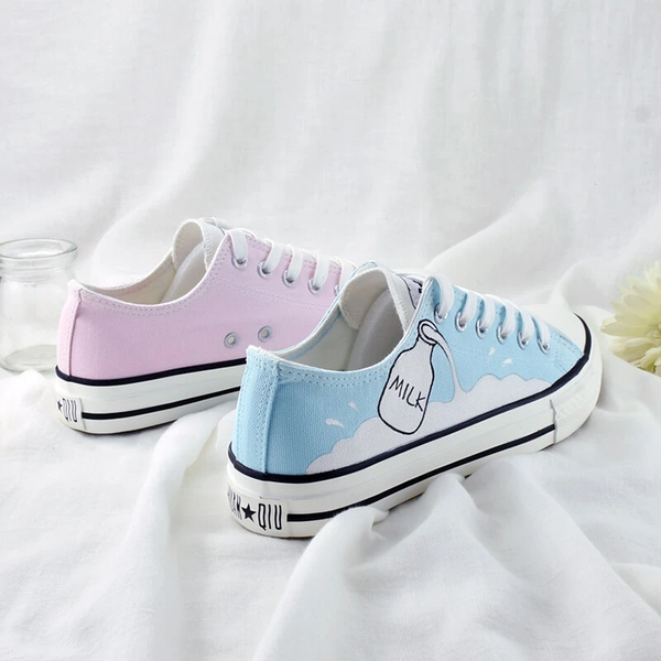 Bicolor Milk Hand-painted Shoes AD11023
